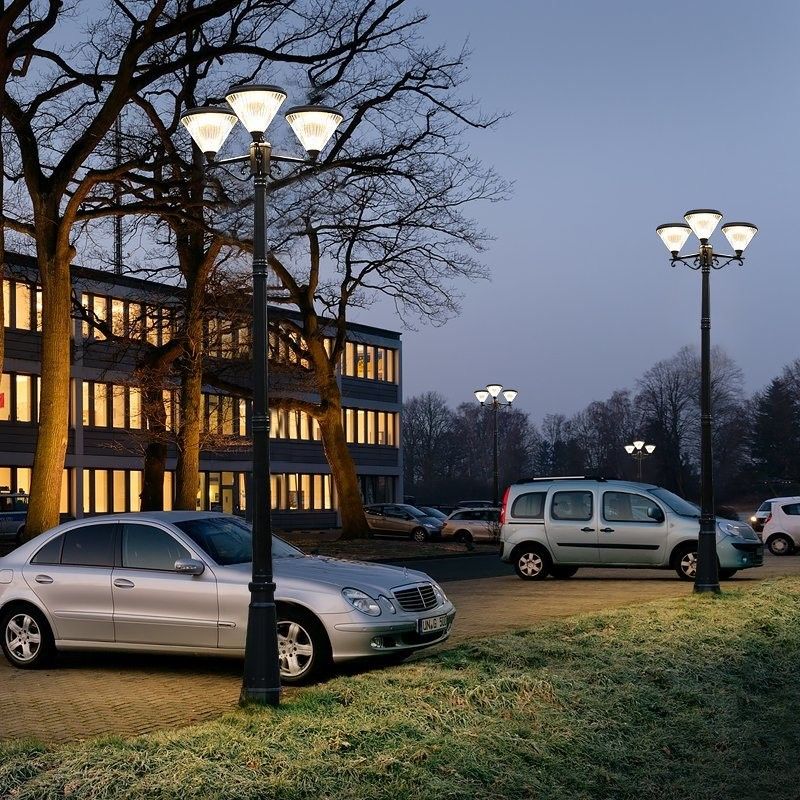 IP65 Đèn LED năng lượng mặt trời ngoài trời Đèn LED phong cảnh Đường đi Ánh sáng năng lượng mặt trời Đèn sân vườn 3 đầu đèn