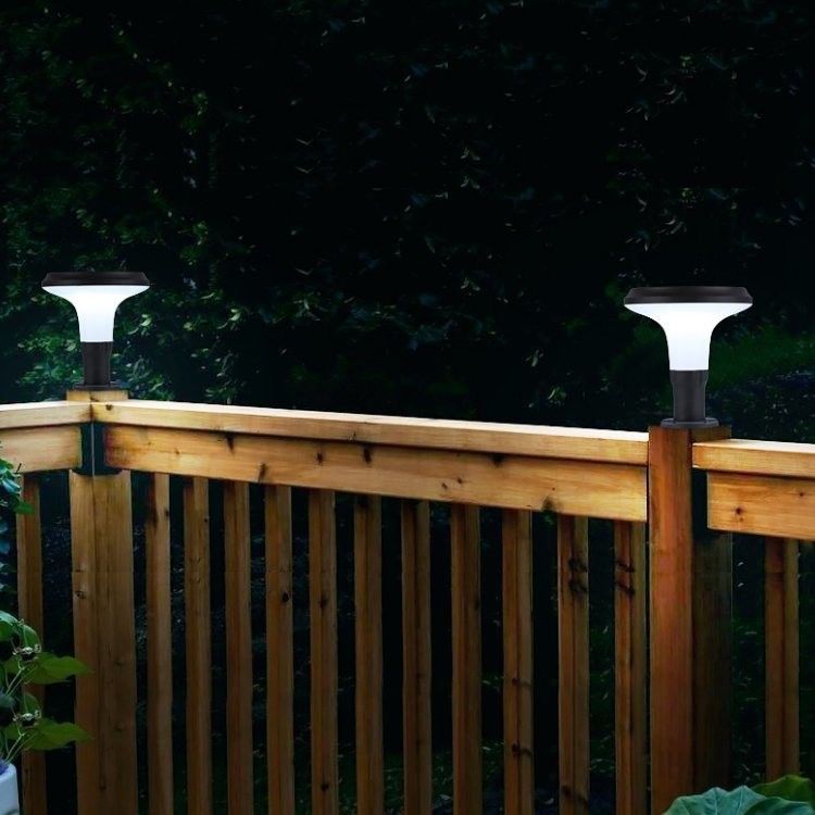 Đèn trang trí cột đèn LED năng lượng mặt trời Đèn năng lượng mặt trời Đèn LED chiếu sáng