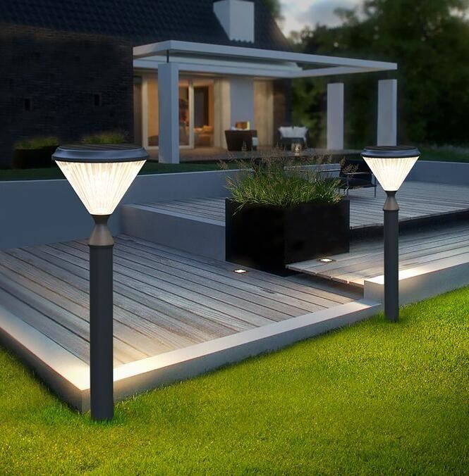 20ah Villa 3W Đèn sân vườn năng lượng mặt trời sơn mờ Trang trí cổng cảnh quan ngoài trời