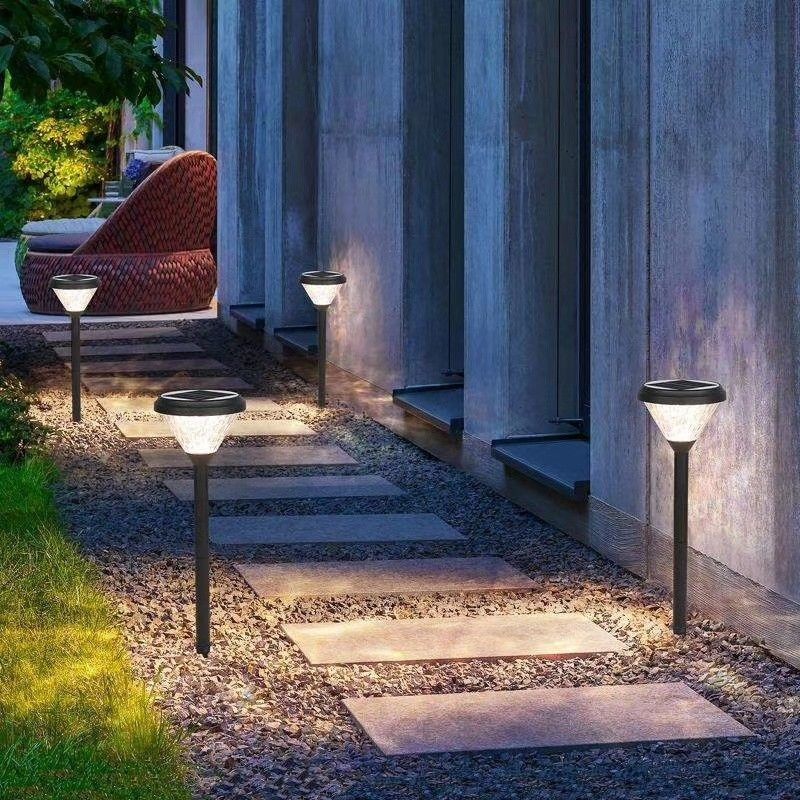 Đèn LED chạy bằng năng lượng mặt trời Giá tốt Cảnh quan ngoài trời Chống thấm nước cho bãi cỏ, lối đi, sân vườn