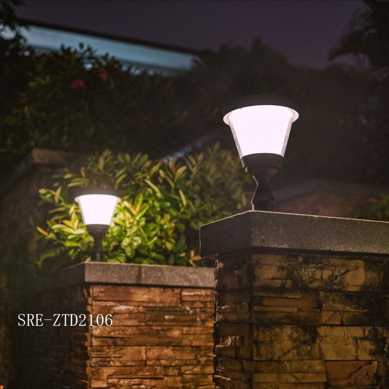 Đèn trang trí cột chống thấm năng lượng mặt trời Đèn LED Soalr cột